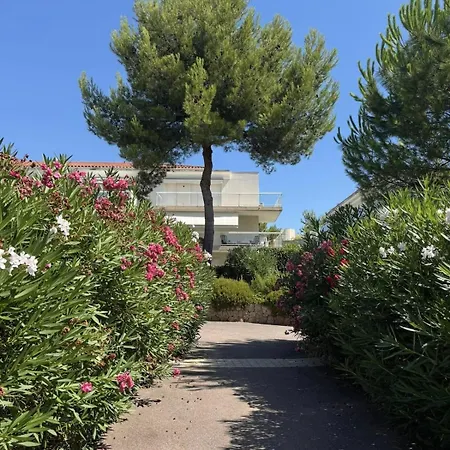 Appartement With Pool, Parking, Close To The Antibes