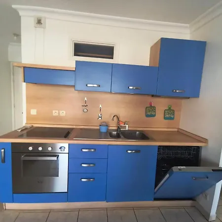With Pool, Parking, Close To The Appartement Antibes